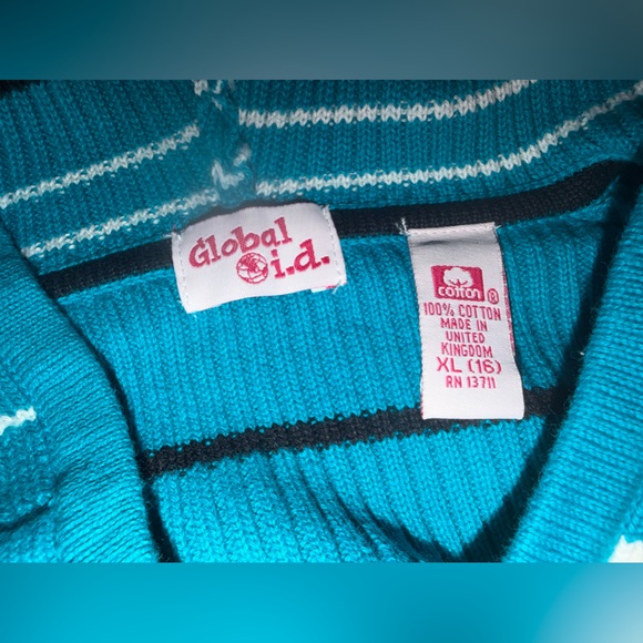 NWT Women’s juniors global ID XL shirt, Striped Teal and White Women's Sweater - Picture 6 of 7